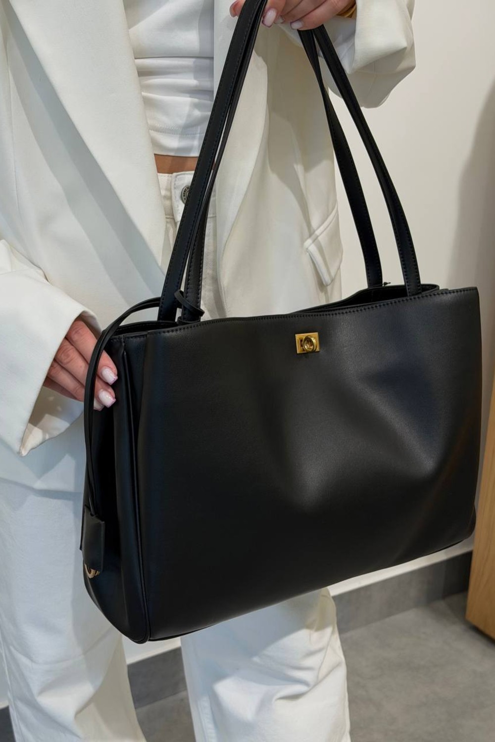 Aren Bag Black